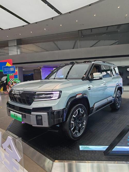 重庆江北区邦铭迈企业管理咨询比亚迪方程豹硬派越野的爆款，英菲尼迪35周年与你共成长